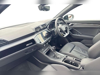 Used Audi Q3 2025 for sale - 77414781: Photo