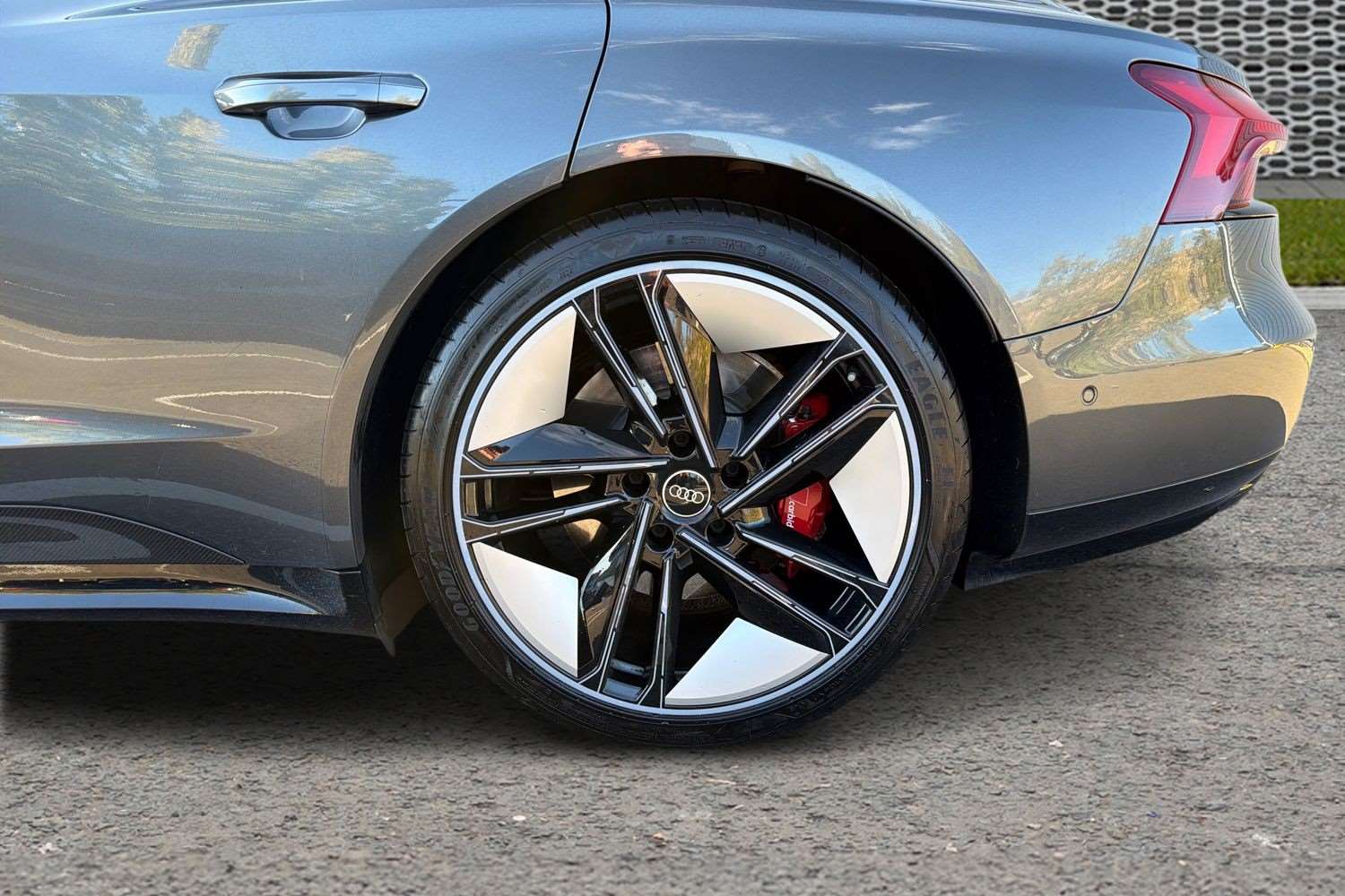 Used Audi RS e-tron GT 2022 for sale - 76034883: Photo 10