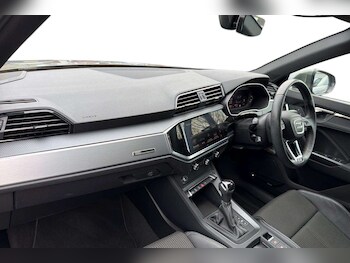 Used Audi Q3 2023 for sale - 78119142: Photo