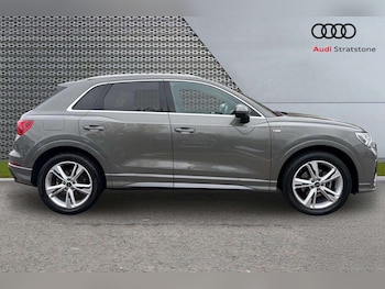 Used Audi Q3 2023 for sale - 78119142: Photo