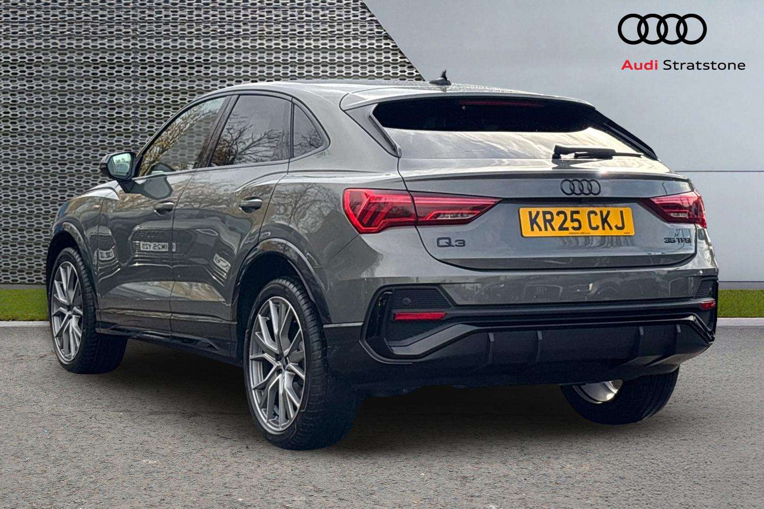 Used Audi Q3 2025 for sale - 76501784: Photo 3