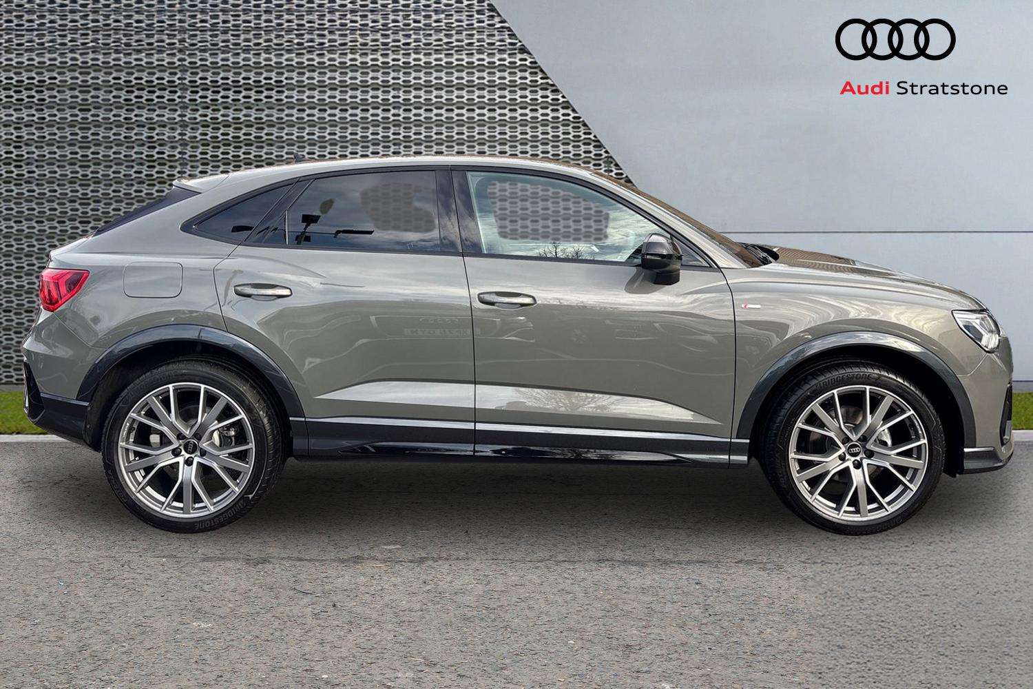 Used Audi Q3 2025 for sale - 76501784: Photo 4