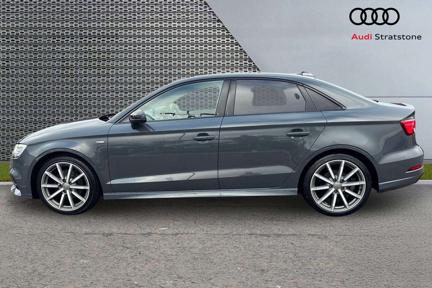 Used Audi A3 2018 for sale - 77373794: Photo 8