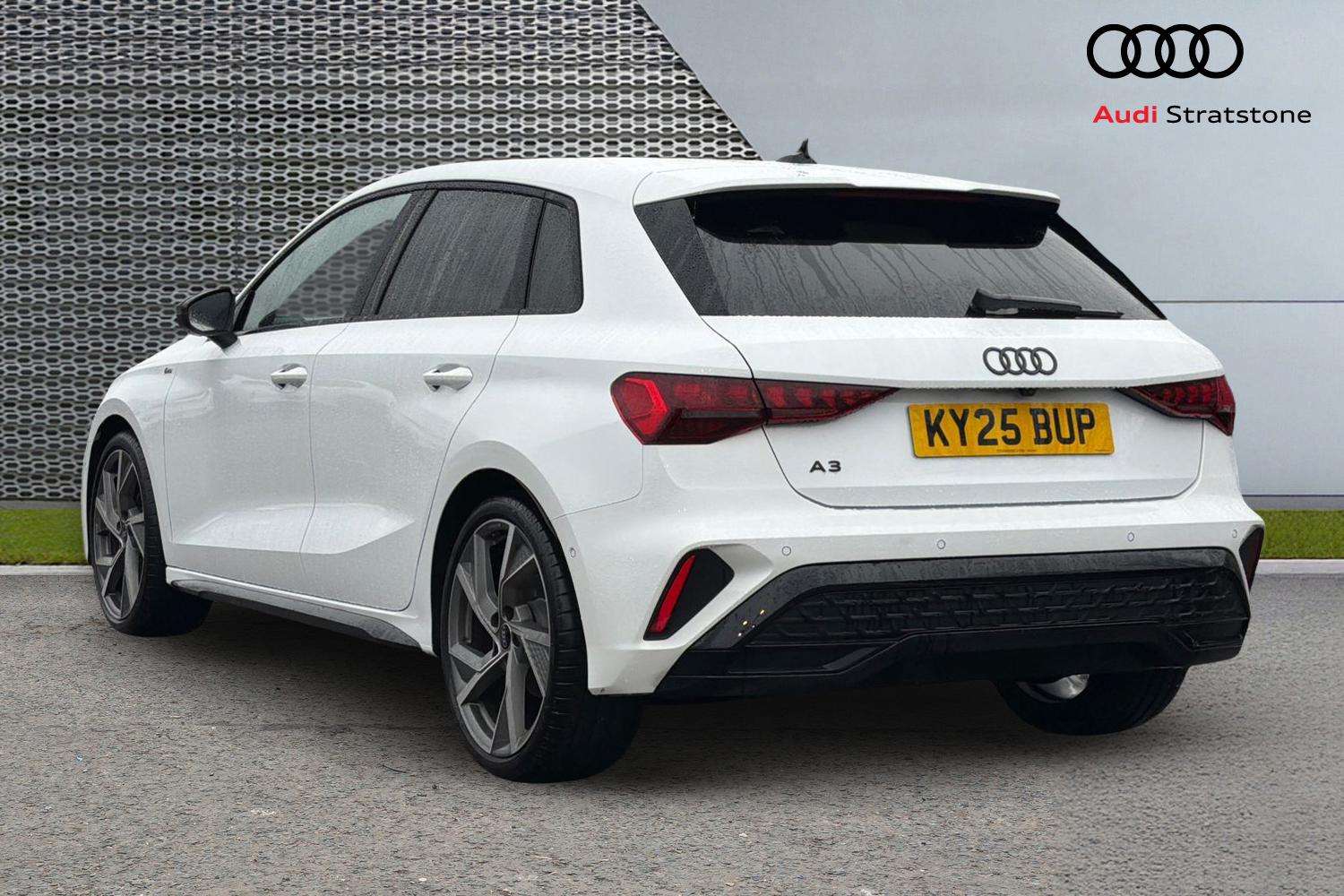 Used Audi A3 for sale - 77316464: Photo 3