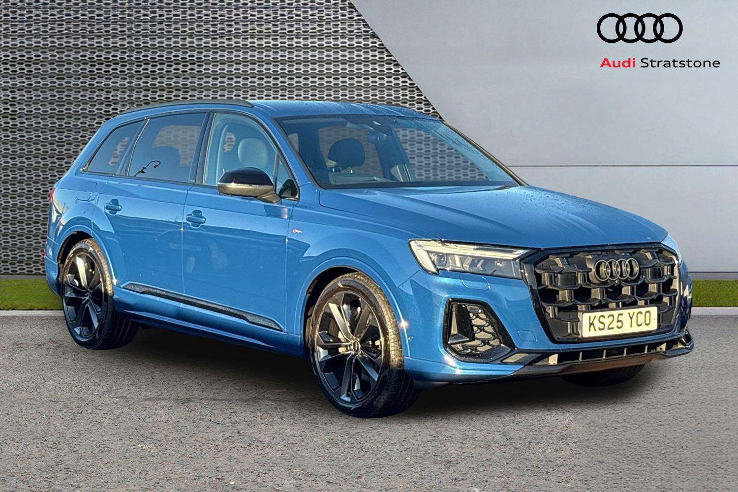 Used Audi Q7 2025 for sale - 76804801: Photo 1