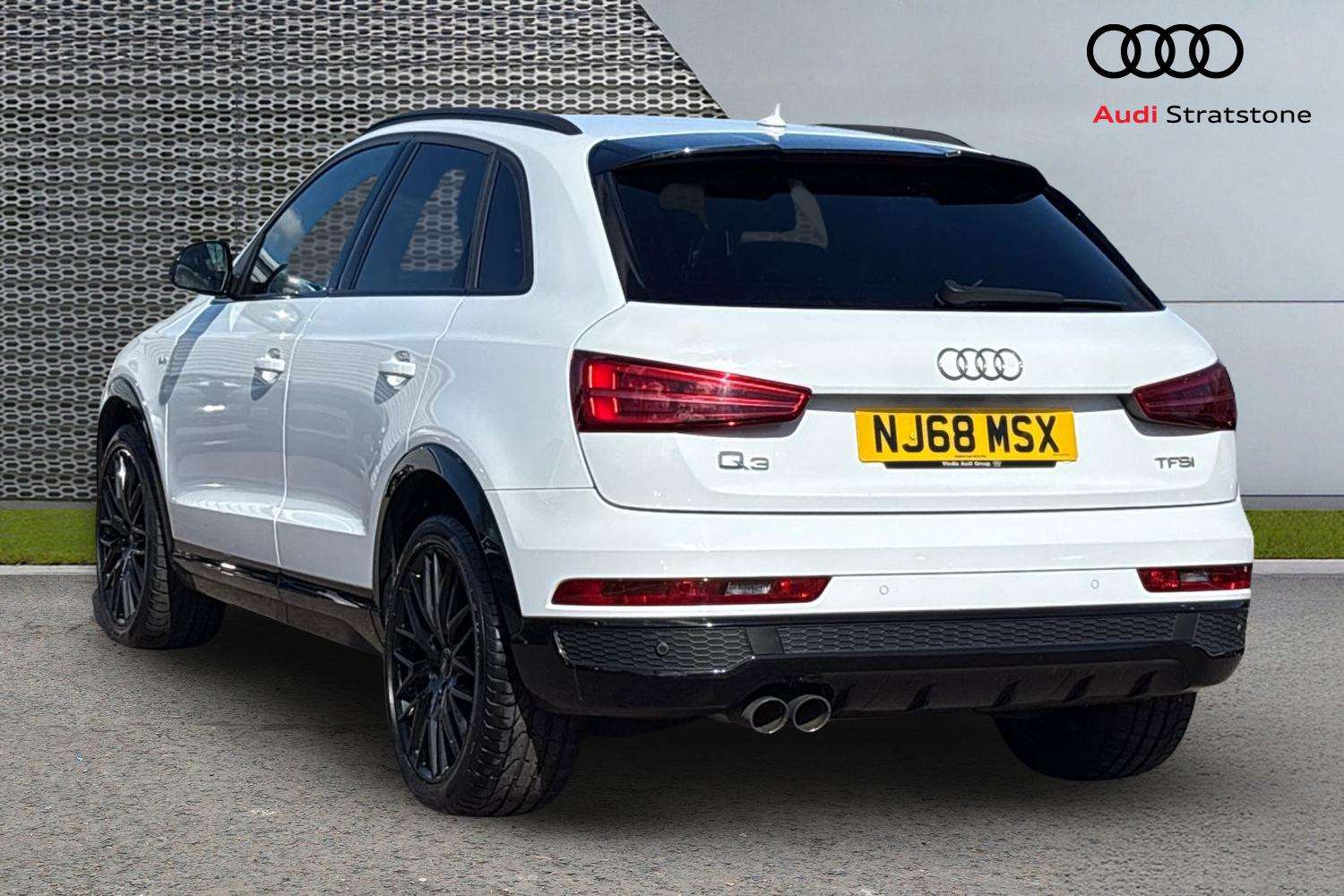 Used Audi Q3 2018 for sale - 78037570: Photo 3