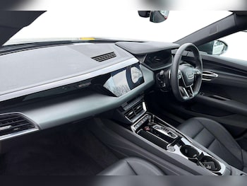 Used Audi e-tron GT 2023 for sale - 78743816: Photo