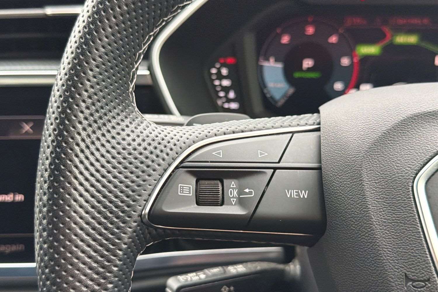 Used Audi Q3 2023 for sale - 76442467: Photo 16