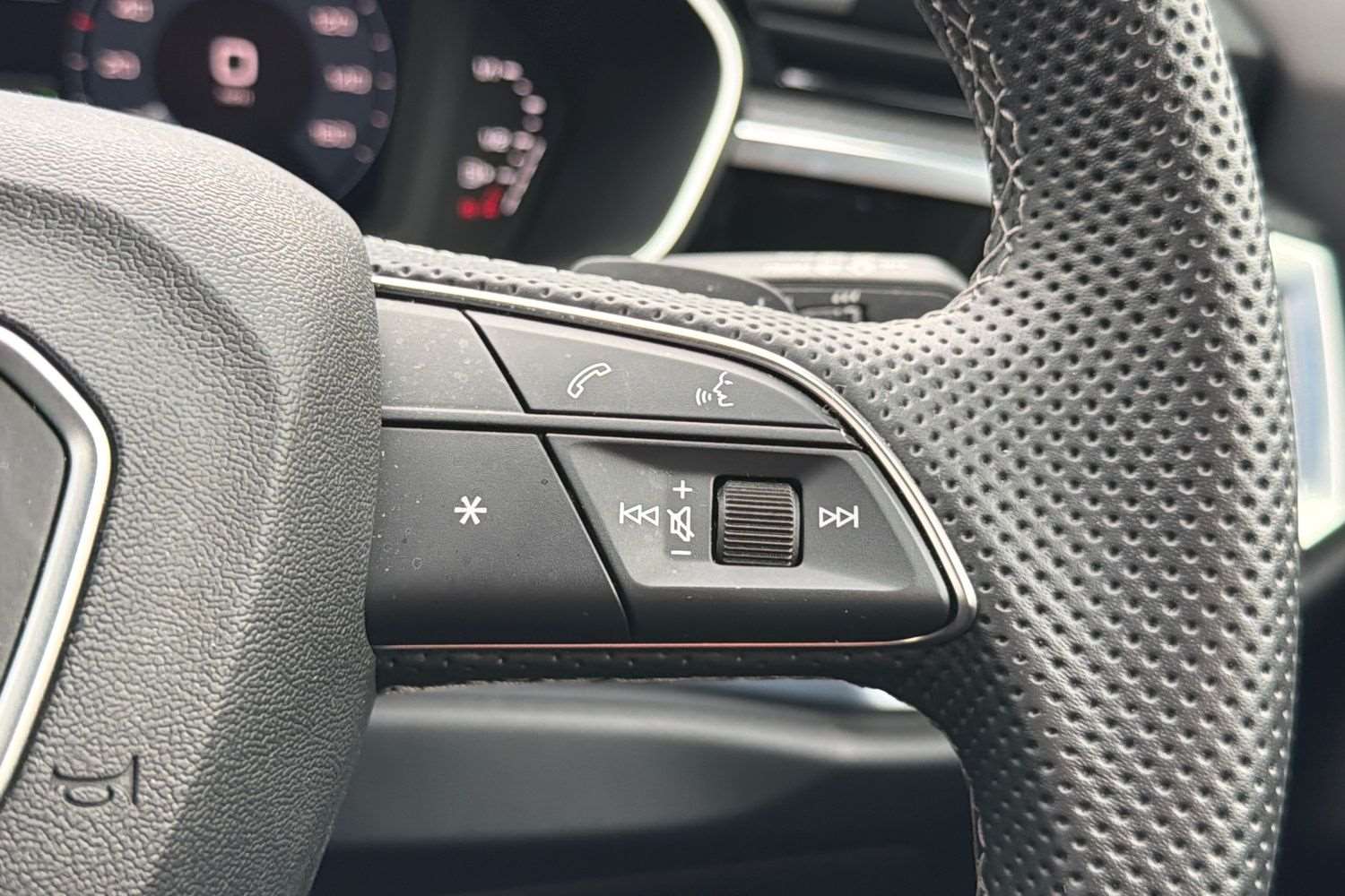 Used Audi Q3 2024 for sale - 76088137: Photo 17