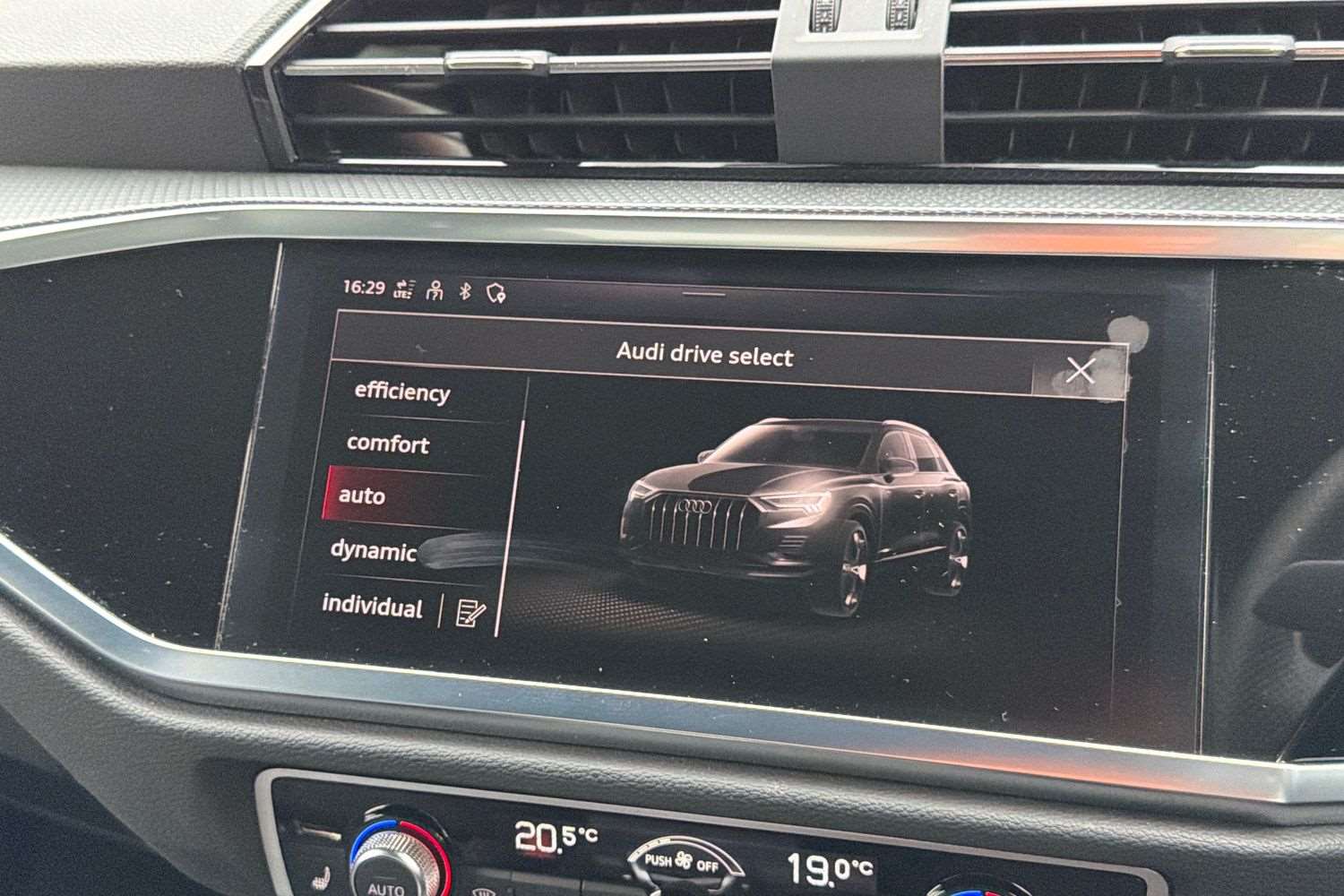 Used Audi Q3 2024 for sale - 76088137: Photo 30