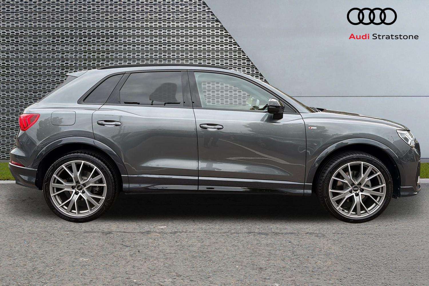 Used Audi Q3 2024 for sale - 76088137: Photo 4