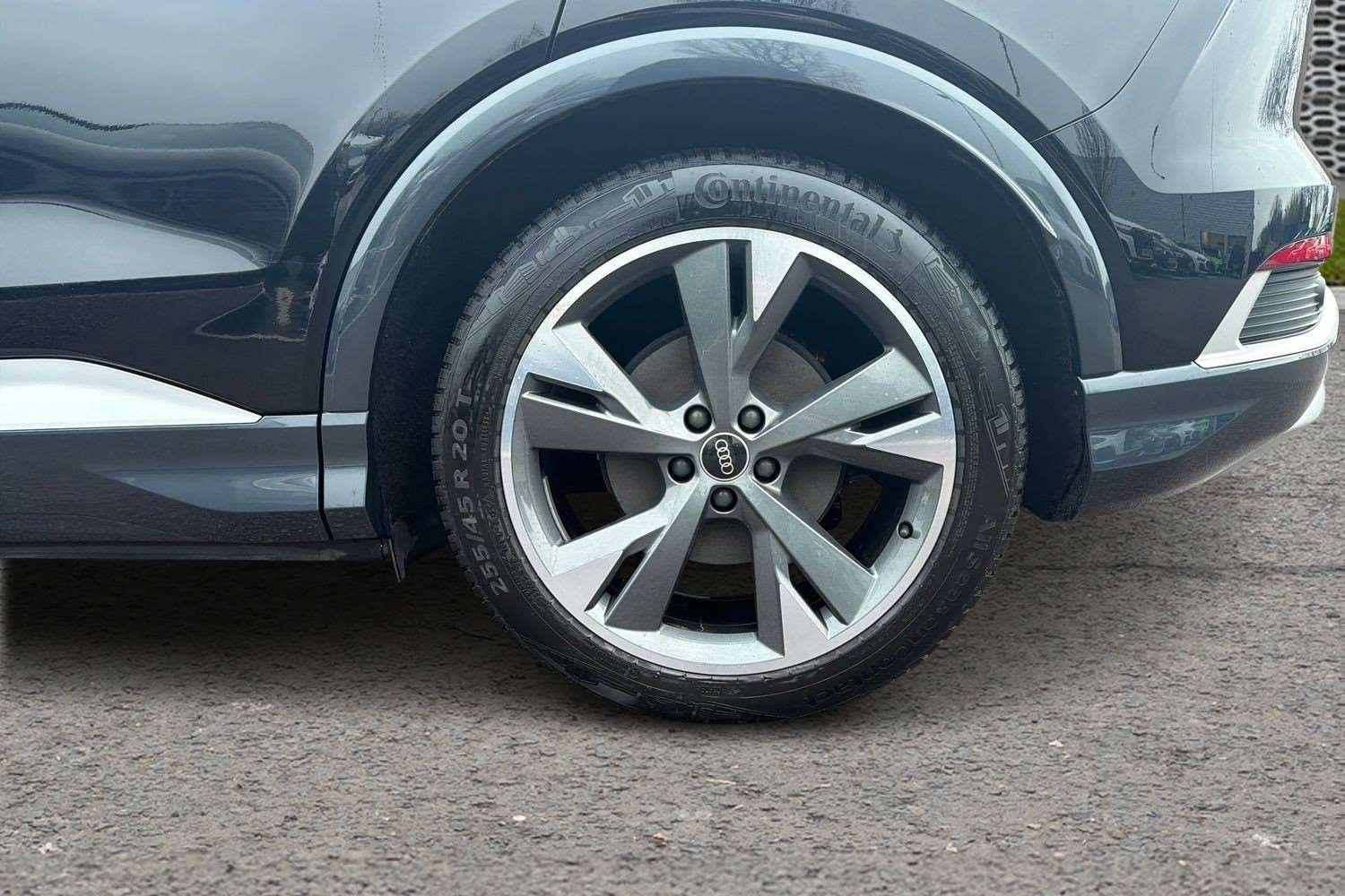 Used Audi Q4 e-tron 2021 for sale - 77635012: Photo 10