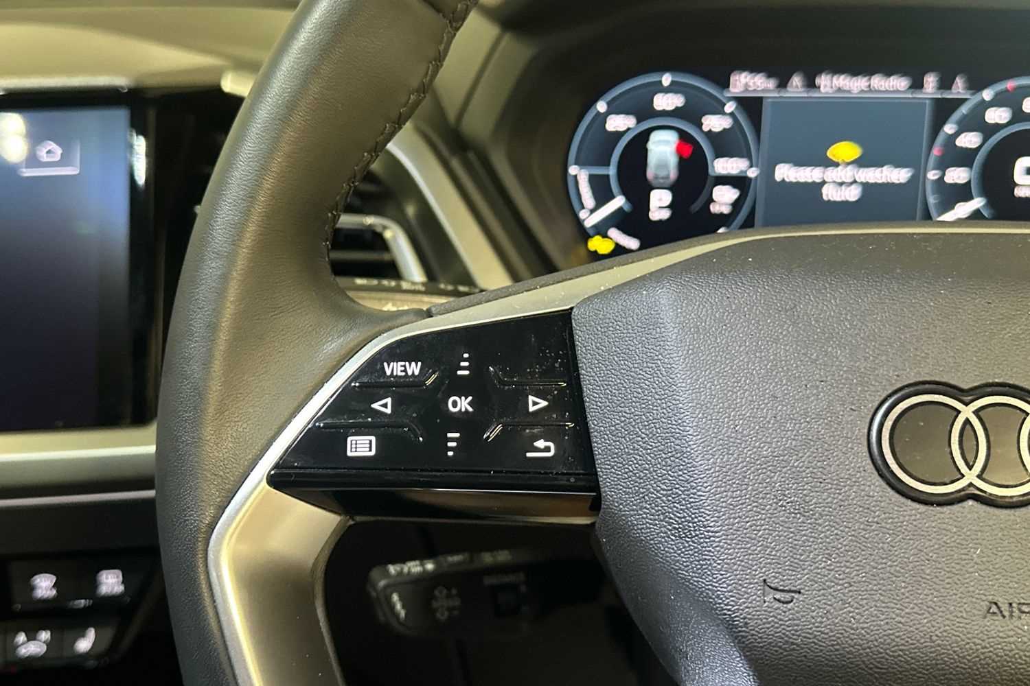 Used Audi Q4 e-tron 2025 for sale - 76540727: Photo 29