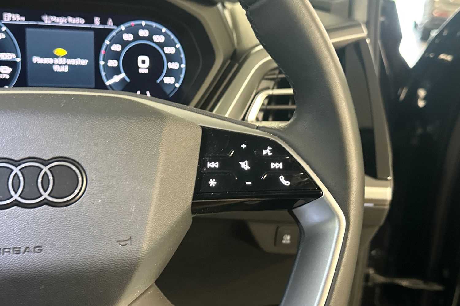 Used Audi Q4 e-tron 2025 for sale - 76540727: Photo 30