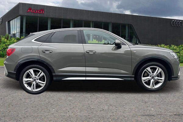 Used Audi Q3 2023 for sale - 75772296: Photo 4