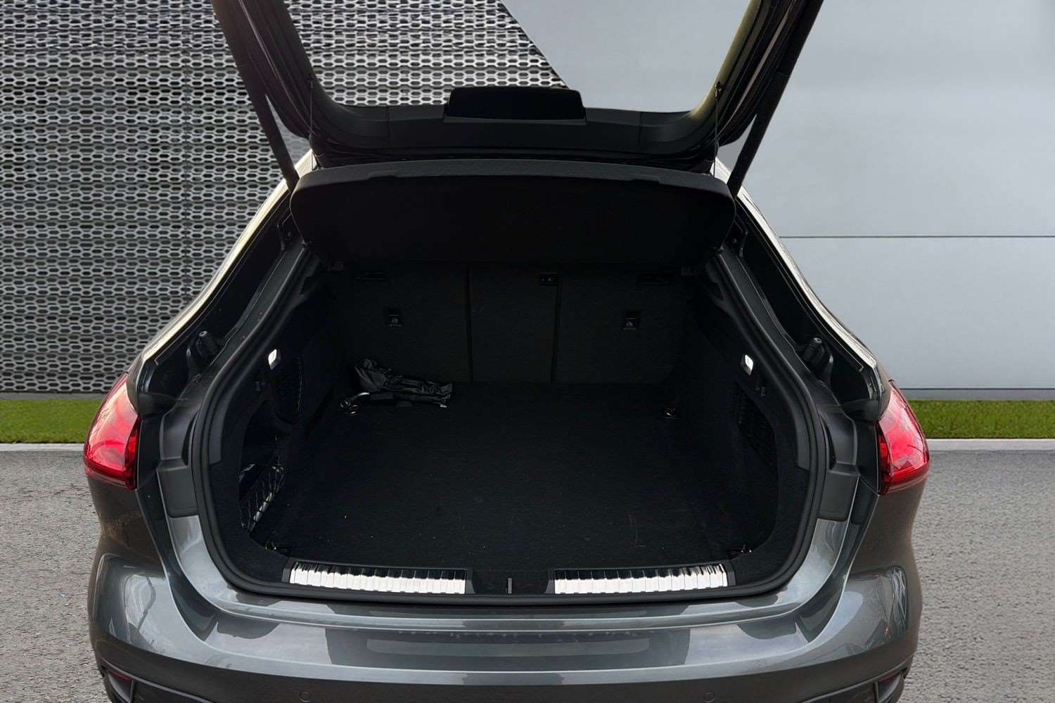 Used Audi A5 2025 for sale - 76967908: Photo 13