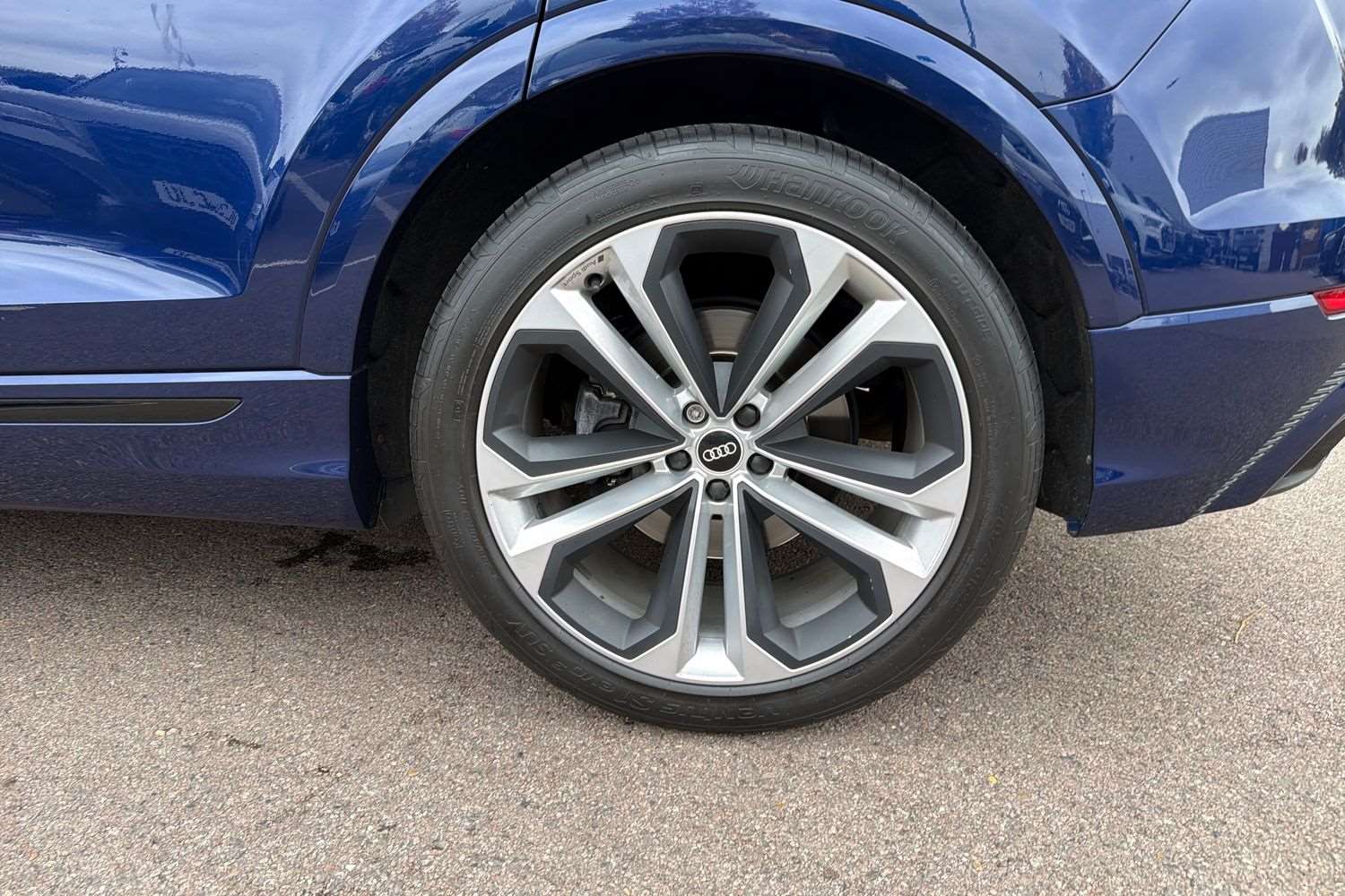 Used Audi Q8 2021 for sale - 76242596: Photo 10