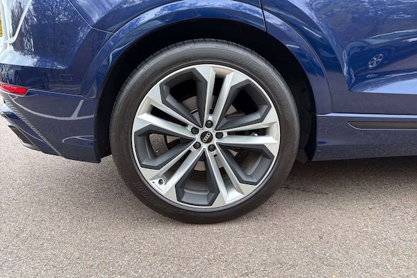 Used Audi Q8 2021 for sale - 76242596: Photo 11