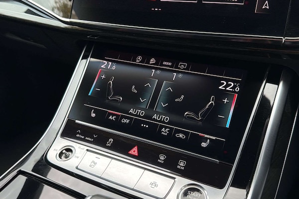 Used Audi Q8 2021 for sale - 76242596: Photo 28