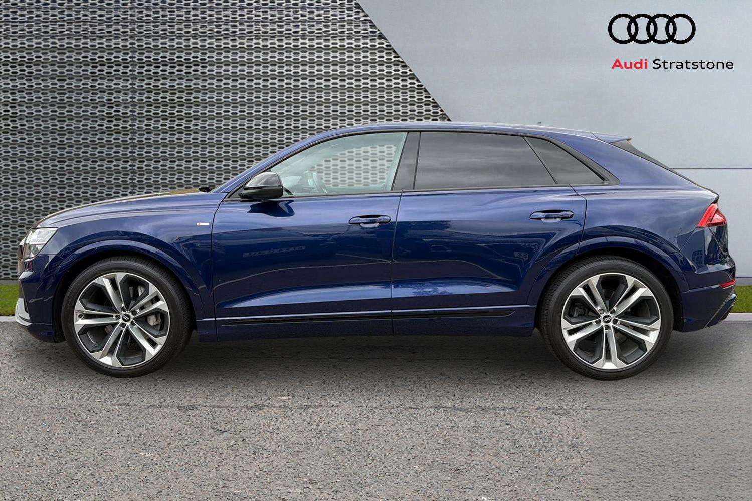 Used Audi Q8 2021 for sale - 76242596: Photo 8