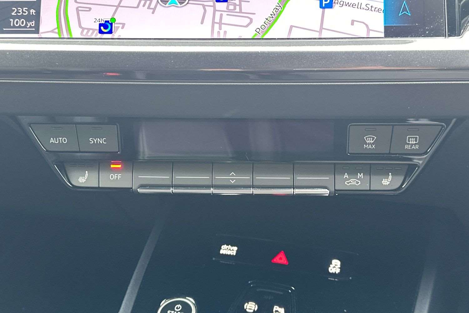 Used Audi Q4 e-tron 2025 for sale - 77093353: Photo 16