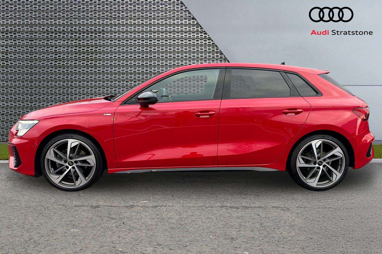 Used Audi A3 2023 for sale - 76967855: Photo 8