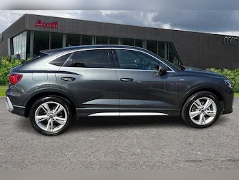Used Audi Q3 2024 for sale - 75177762: Photo