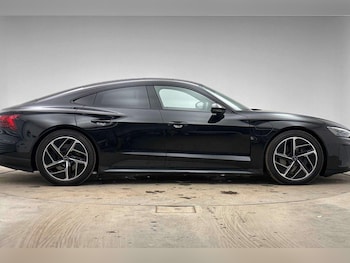 Used Audi e-tron GT 2023 for sale - 79215254: Photo