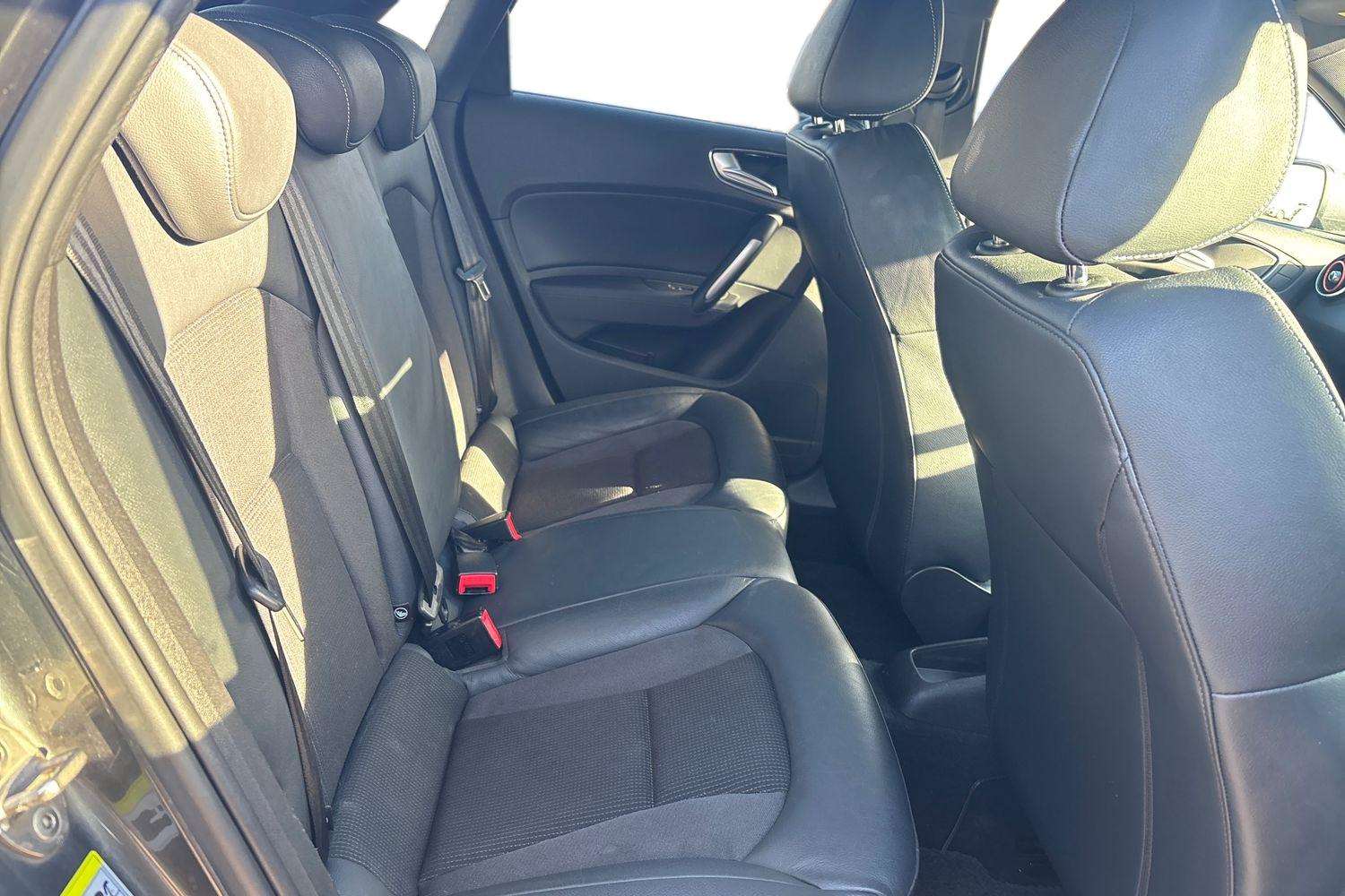 Used Audi A1 for sale - 76475910: Photo 21