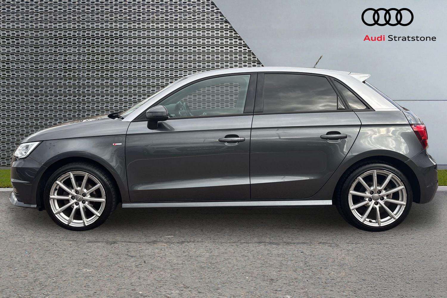 Used Audi A1 for sale - 76475910: Photo 8