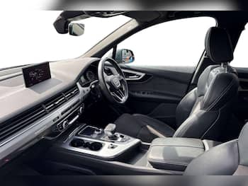 Used Audi Q7 2019 for sale - 79784411: Photo