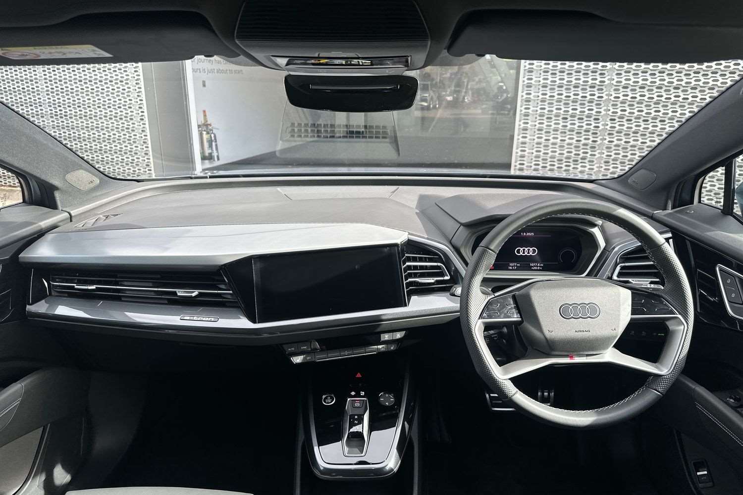 Used Audi Q4 e-tron 2025 for sale - 77348089: Photo 12