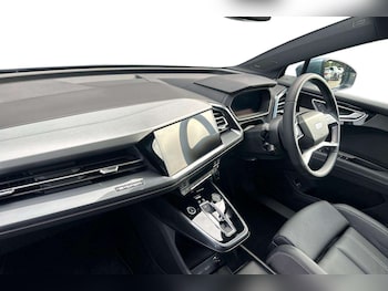 Used Audi Q4 e-tron 2025 for sale - 77348089: Photo