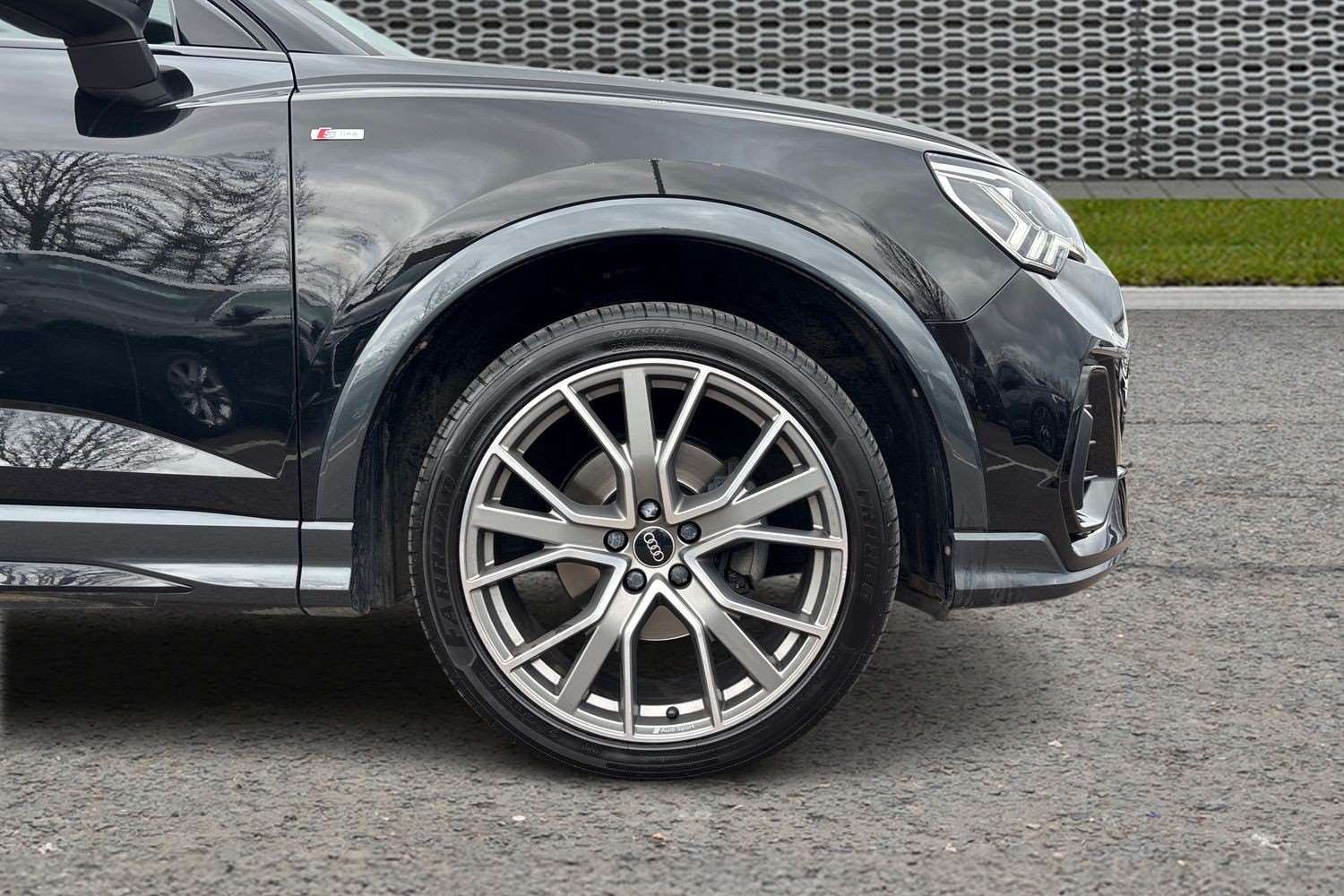 Used Audi Q3 2023 for sale - 77756580: Photo 10