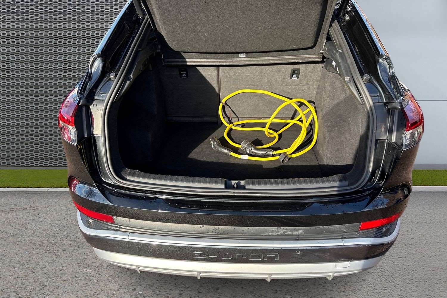 Used Audi Q4 e-tron 2022 for sale - 76636620: Photo 13