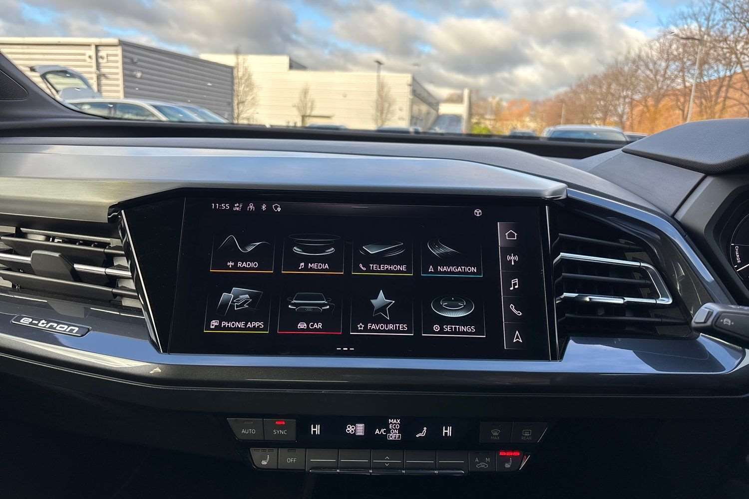 Used Audi Q4 e-tron 2022 for sale - 76636620: Photo 27