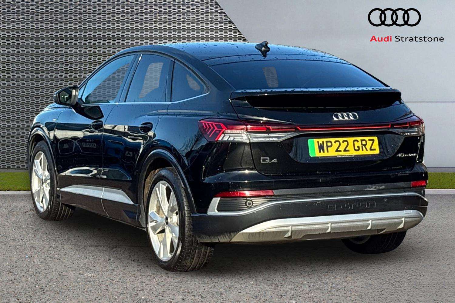 Used Audi Q4 e-tron 2022 for sale - 76636620: Photo 3