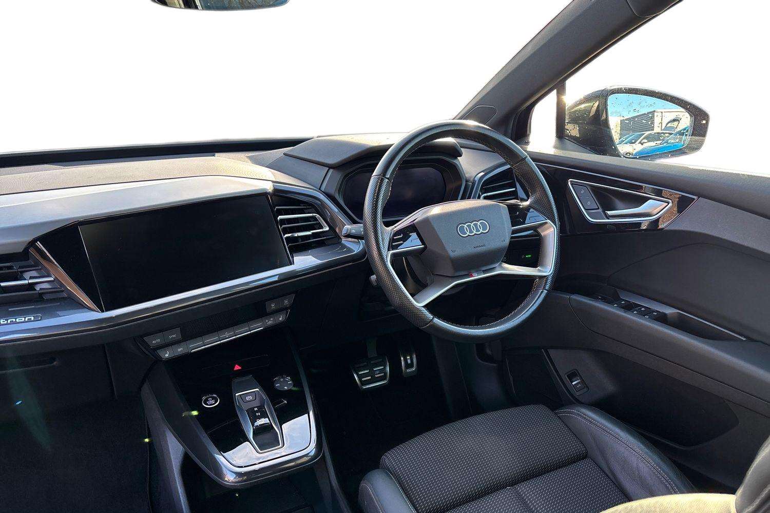 Used Audi Q4 e-tron 2022 for sale - 76636620: Photo 6