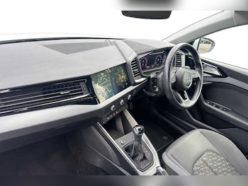Used Audi A1 2019 for sale - 76113521: Photo 2