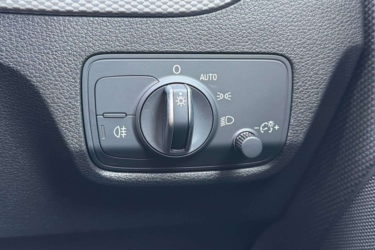 Used Audi Q2 2023 for sale - 78187829: Photo 33