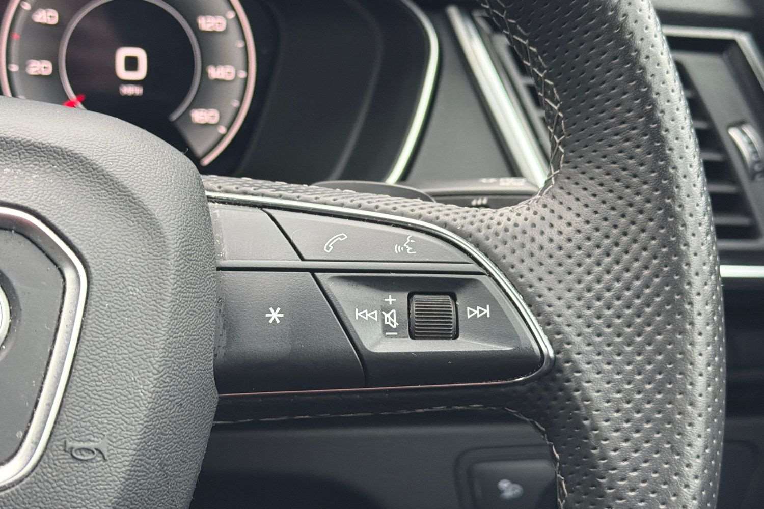 Used Audi Q5 2023 for sale - 77308458: Photo 17