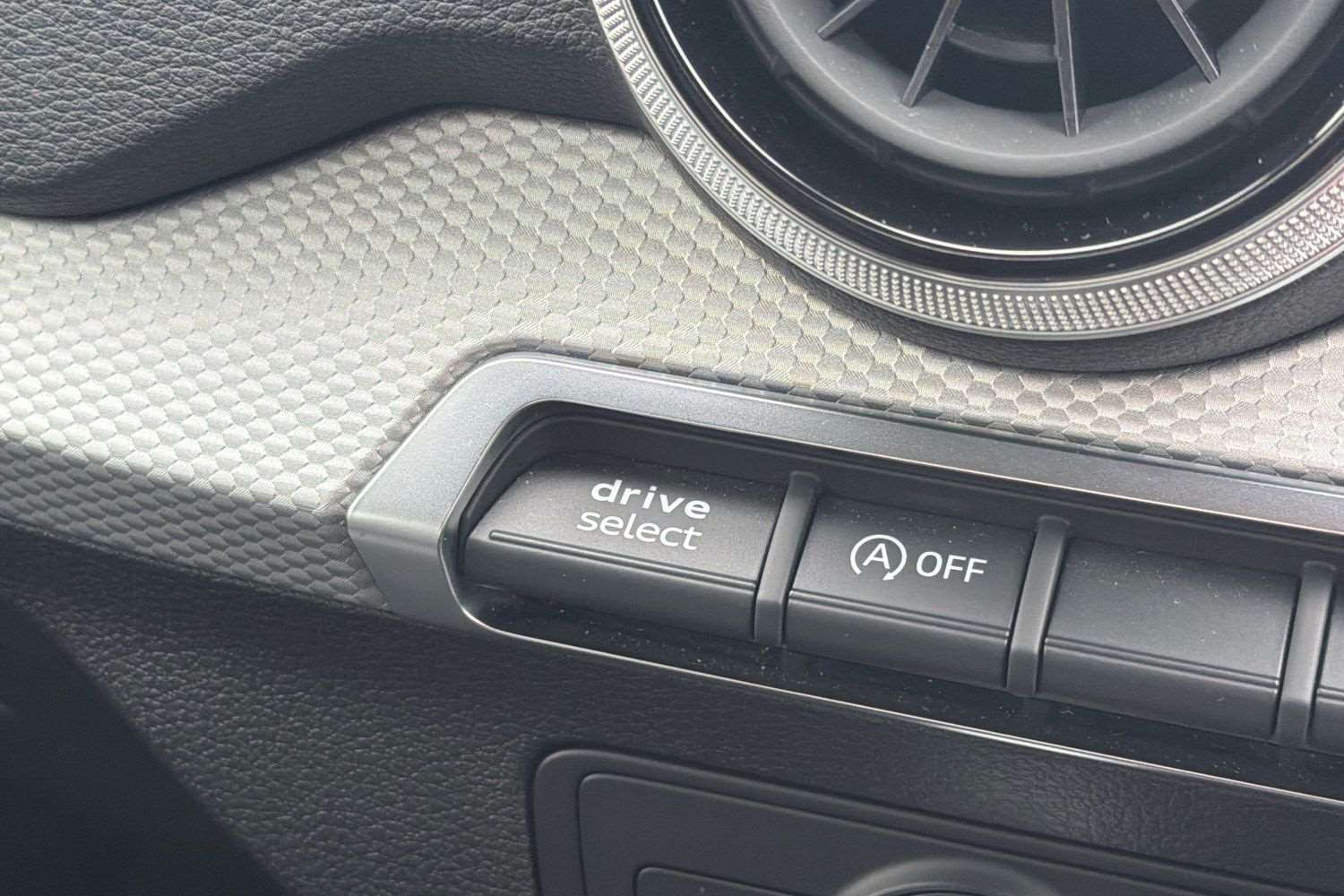 Used Audi Q2 2025 for sale - 77913752: Photo 30