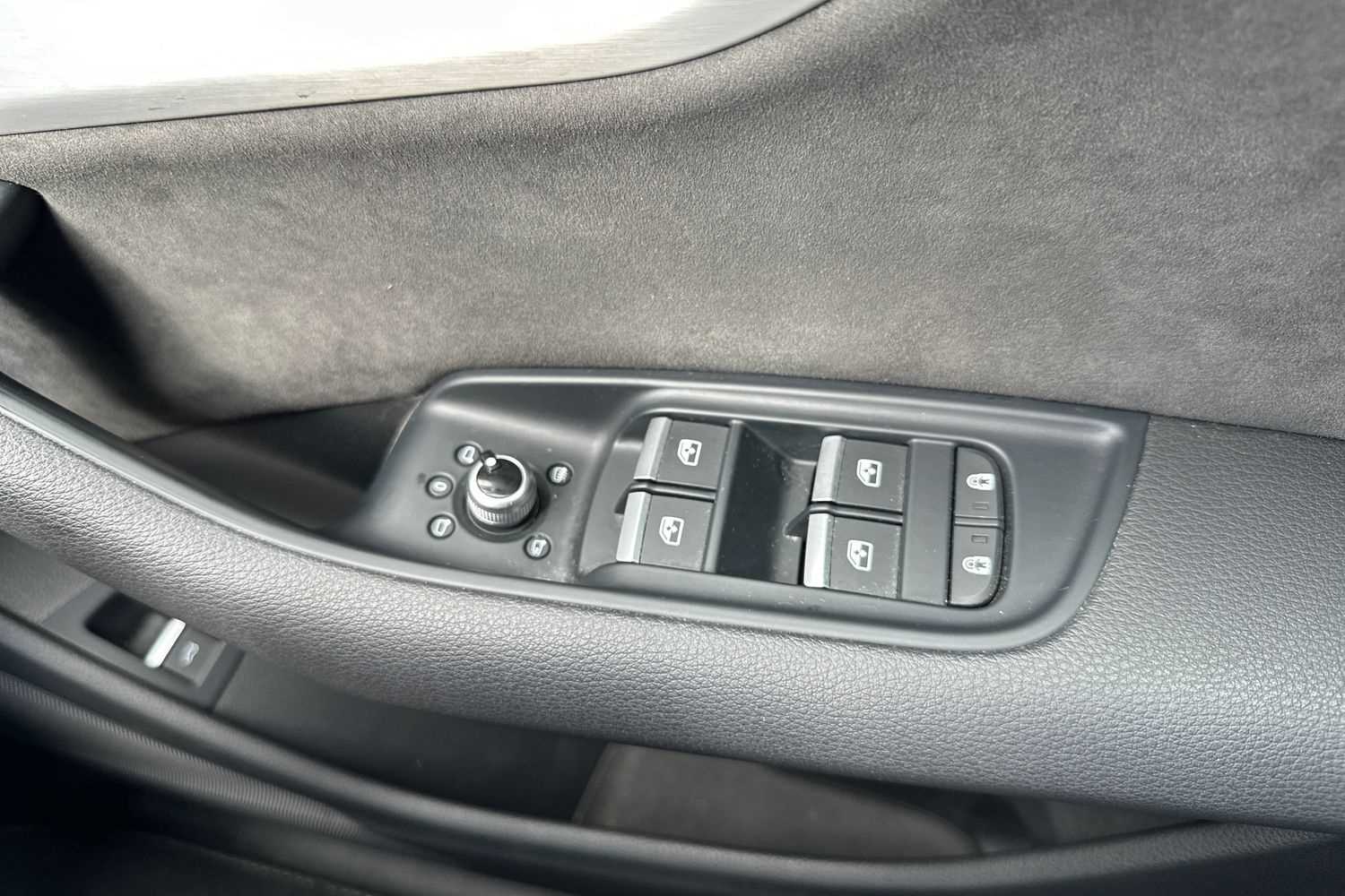 Used Audi Q7 2021 for sale - 77076623: Photo 27