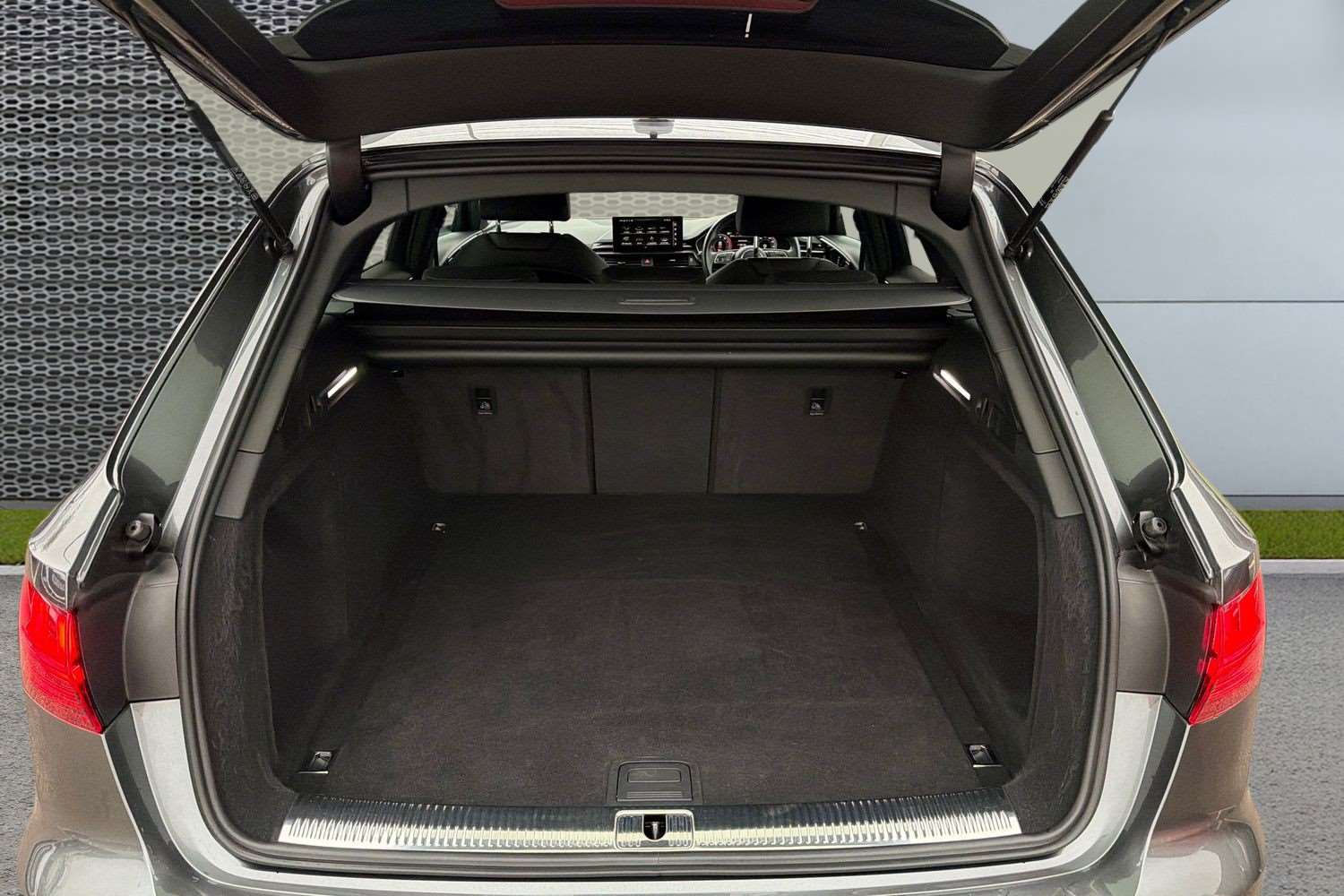 Used Audi A4 2022 for sale - 77429165: Photo 13