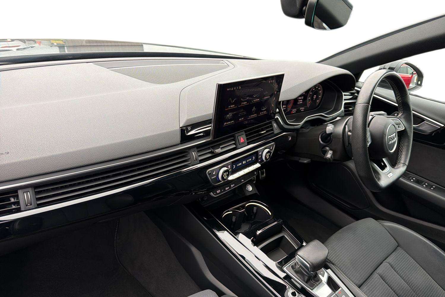 Used Audi A4 2022 for sale - 77429165: Photo 2