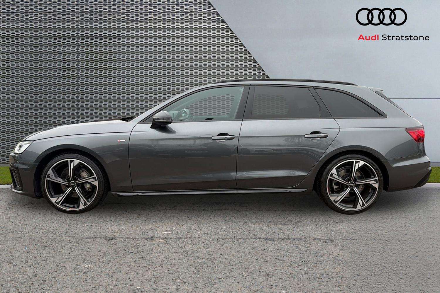 Used Audi A4 2022 for sale - 77429165: Photo 8