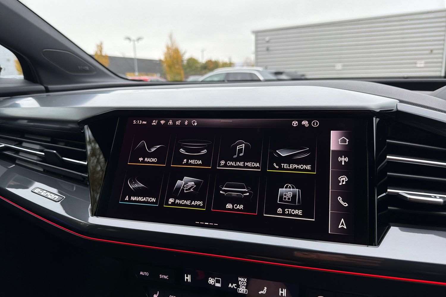 Used Audi Q4 e-tron 2025 for sale - 76902385: Photo 27