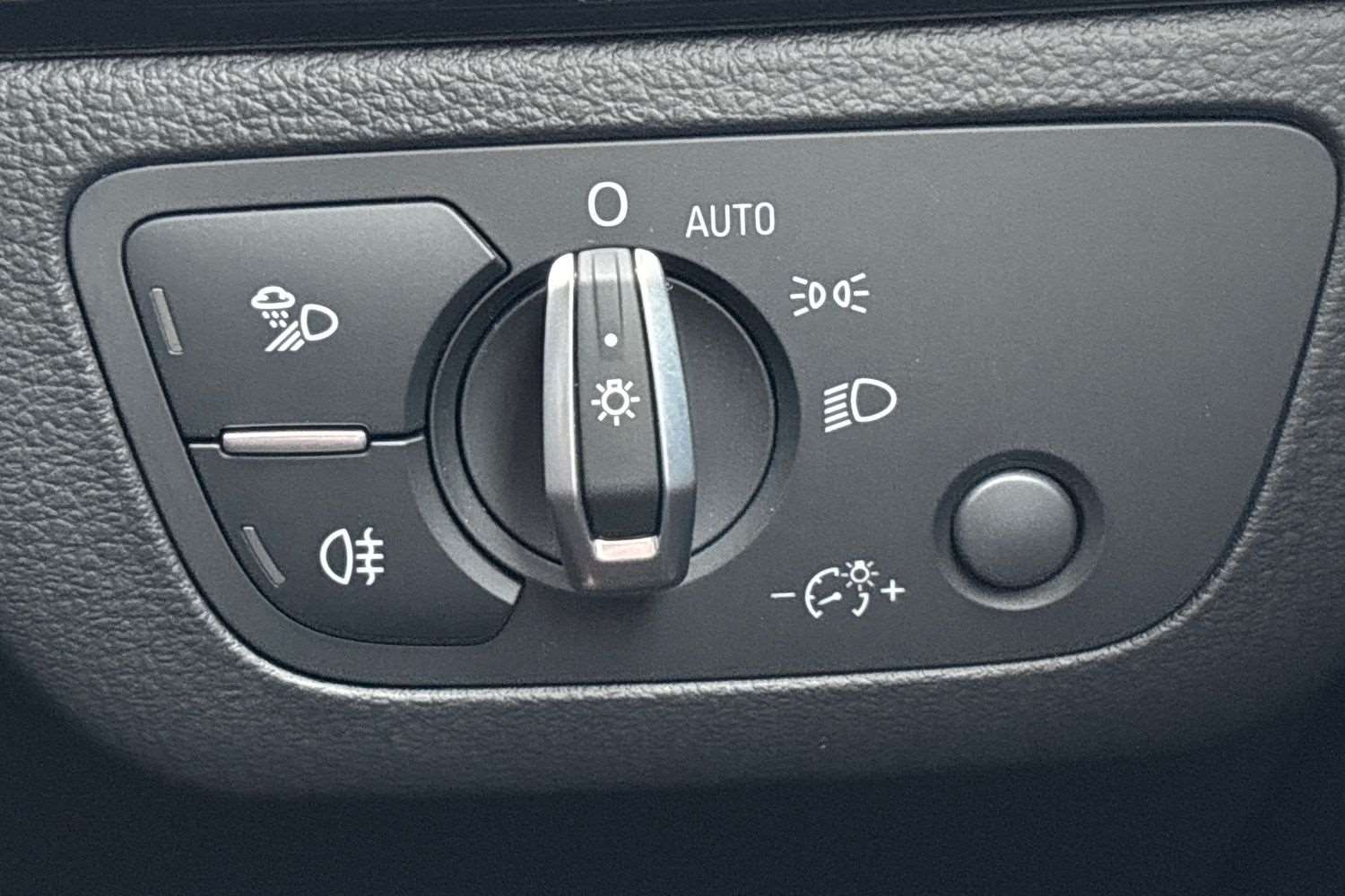 Used Audi Q5 2022 for sale - 77068597: Photo 32