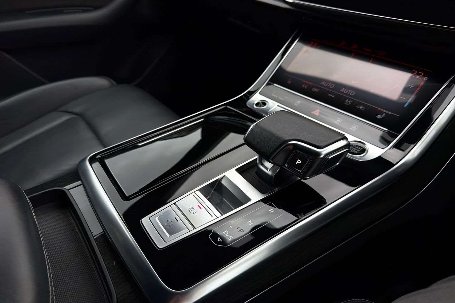 Used Audi Q8 2021 for sale - 77480669: Photo 15