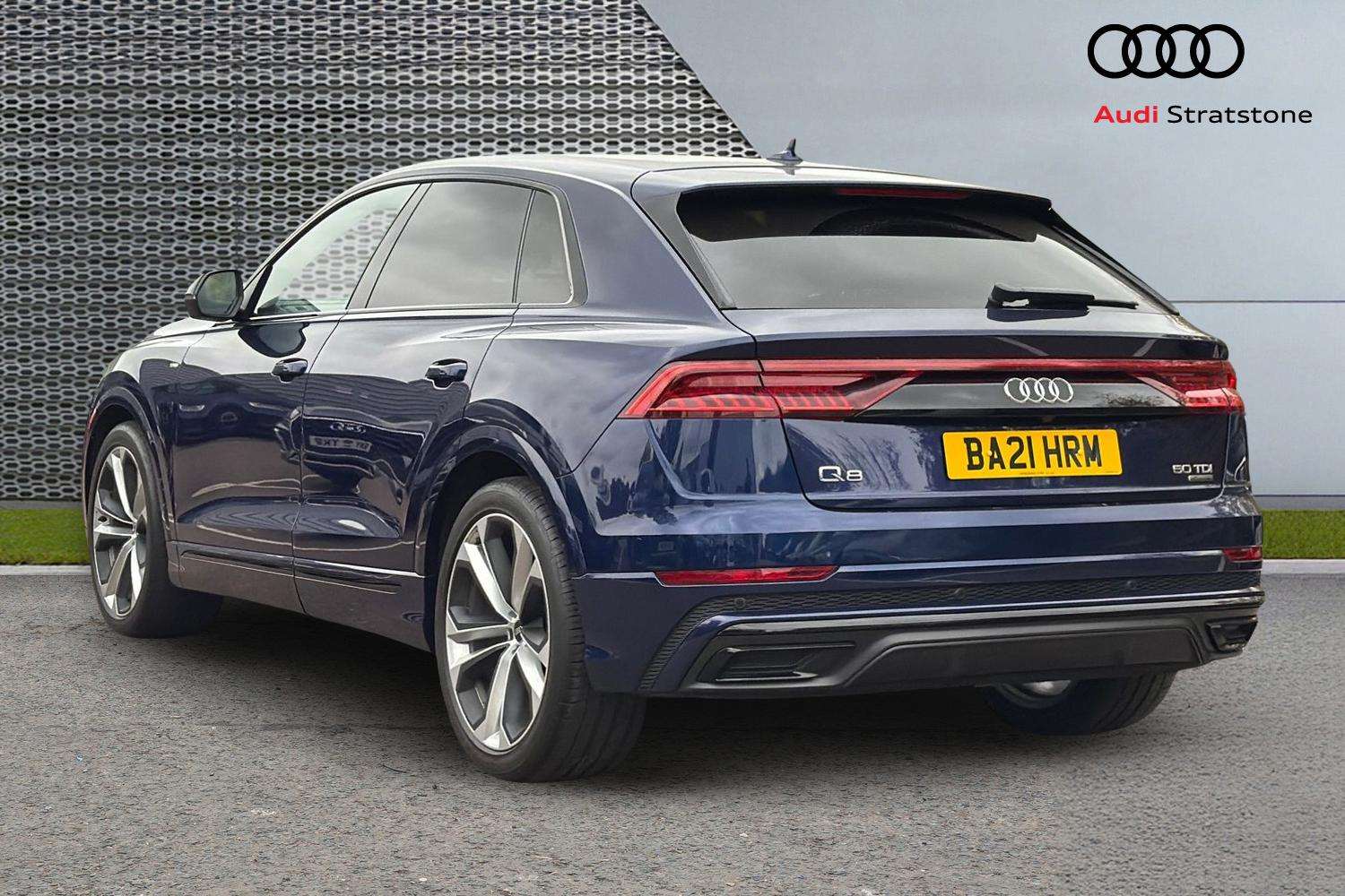 Used Audi Q8 2021 for sale - 77480669: Photo 3